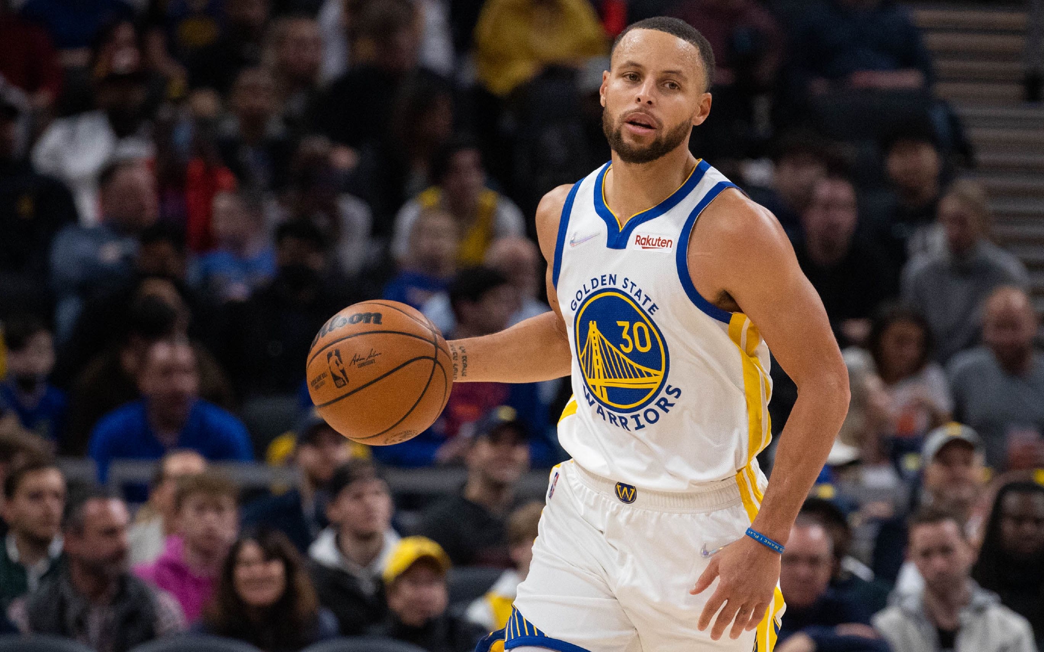 上座率低迷！韩媒：今天韩国对加纳的门票，还有4万张没售出（看台冷清？韩媒称今日韩国对阵加纳仍有4万张球票未售出）