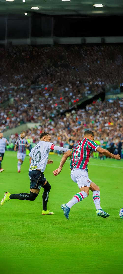 球迷：请继续给我这样的比赛！（球迷：这样的比赛请继续上演！）