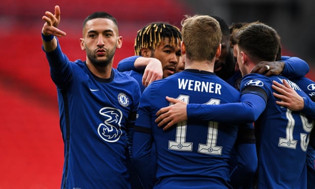 西媒：阿隆索拒绝为维尼提供保护，似在还击后者对他的不敬（西媒：阿隆索拒为维尼出头，被解读为对其不敬的回应）