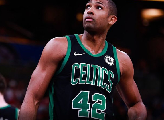 意甲：尤文2-0战胜卡利亚里（意甲：尤文两球零封卡利亚里）